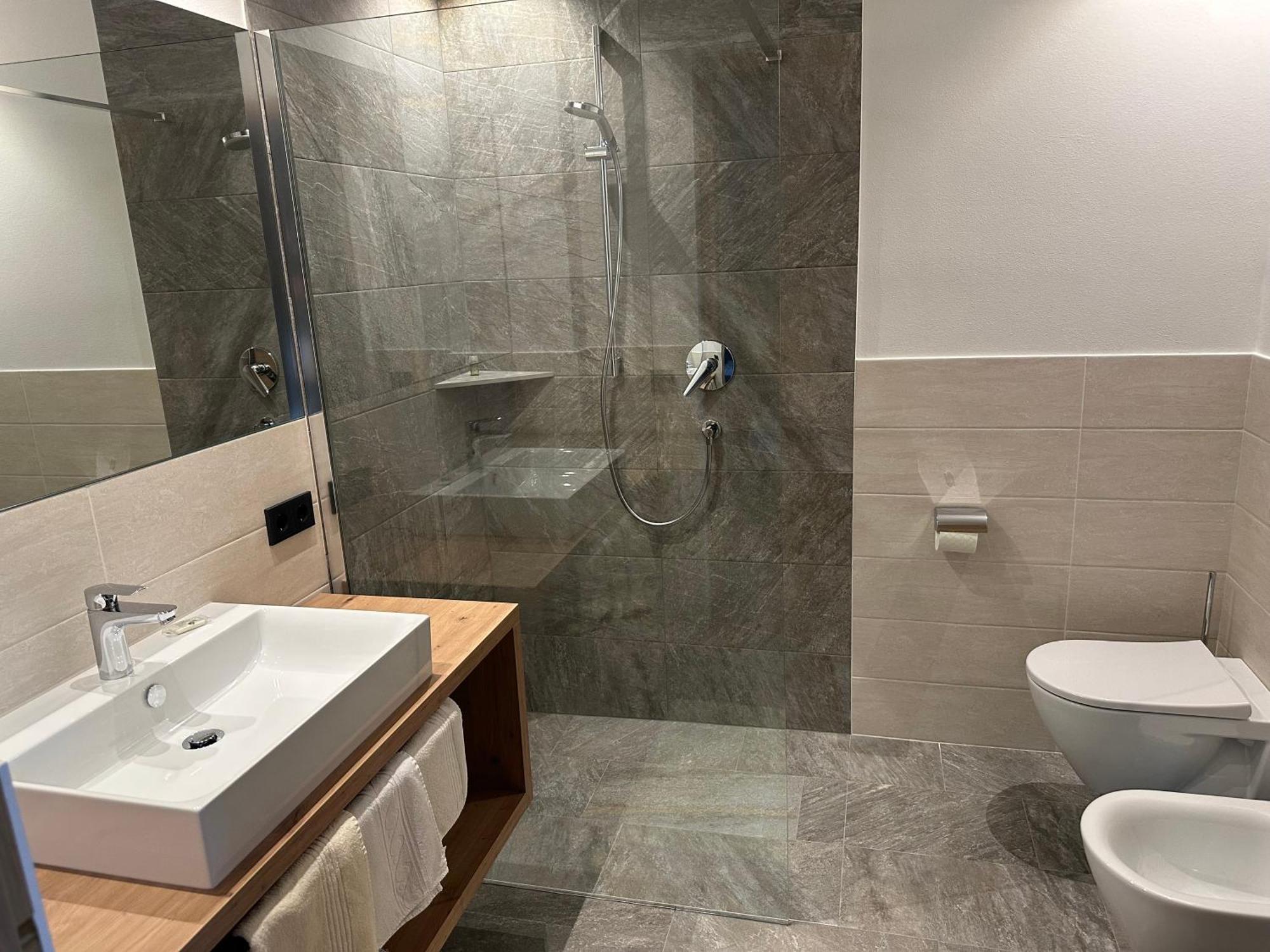 Terentis Aparthotel 3*